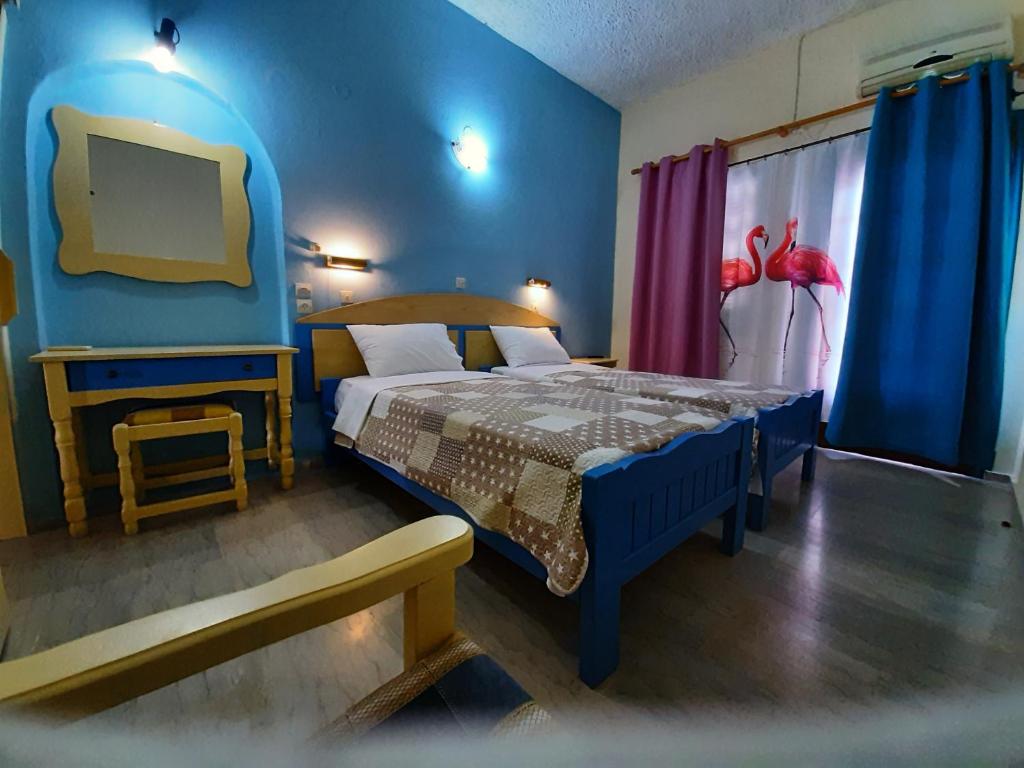 Flamingo Apartments Moraitika Corfu room 4